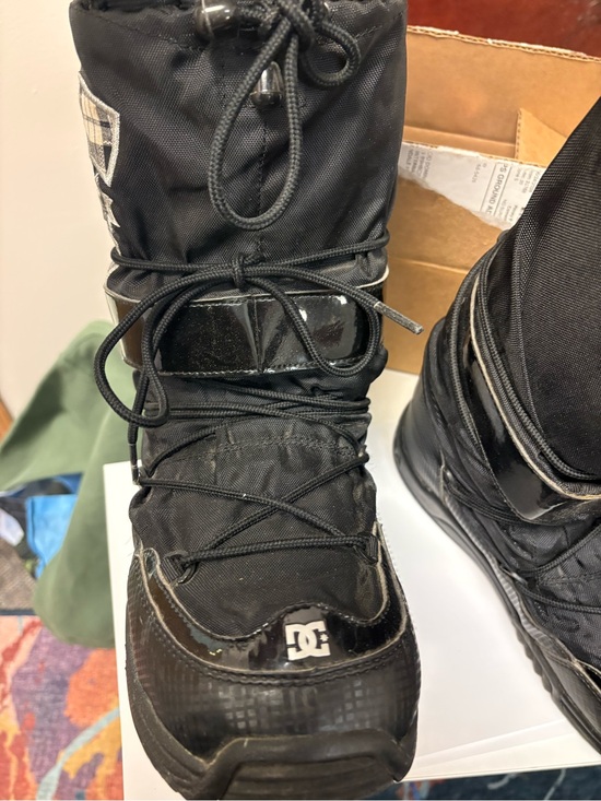 DC Shoes - DC Black Lace-Up Snow Boots with Glossy Trim